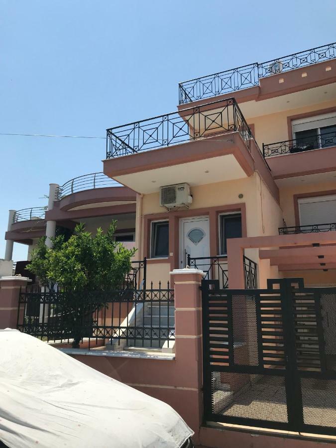 Maria Lux Apartments Volos Exterior photo