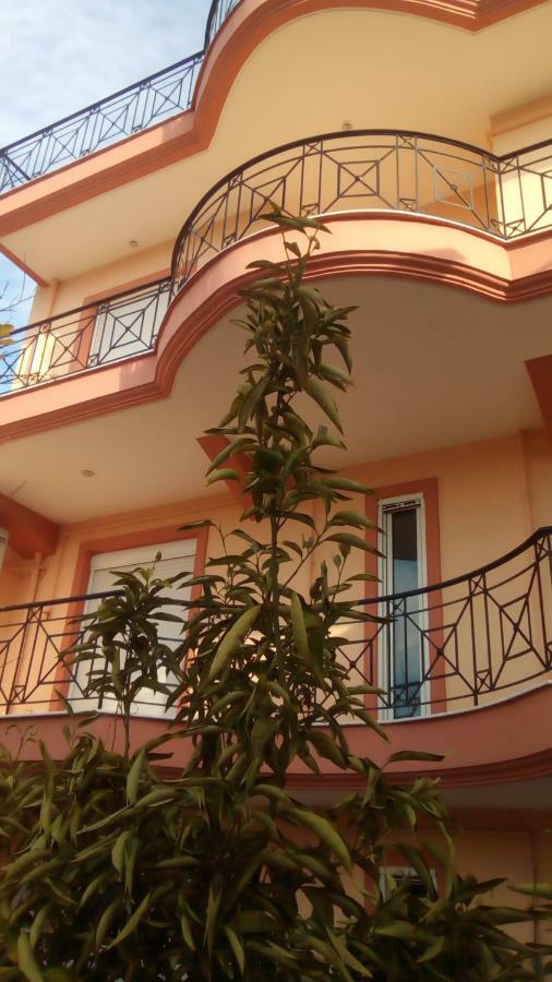 Maria Lux Apartments Volos Exterior photo